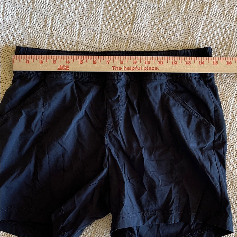 The North Face Women’s Flash Dry Navy Blue Performance Shorts Sz 10 - Picture 2 of 12
